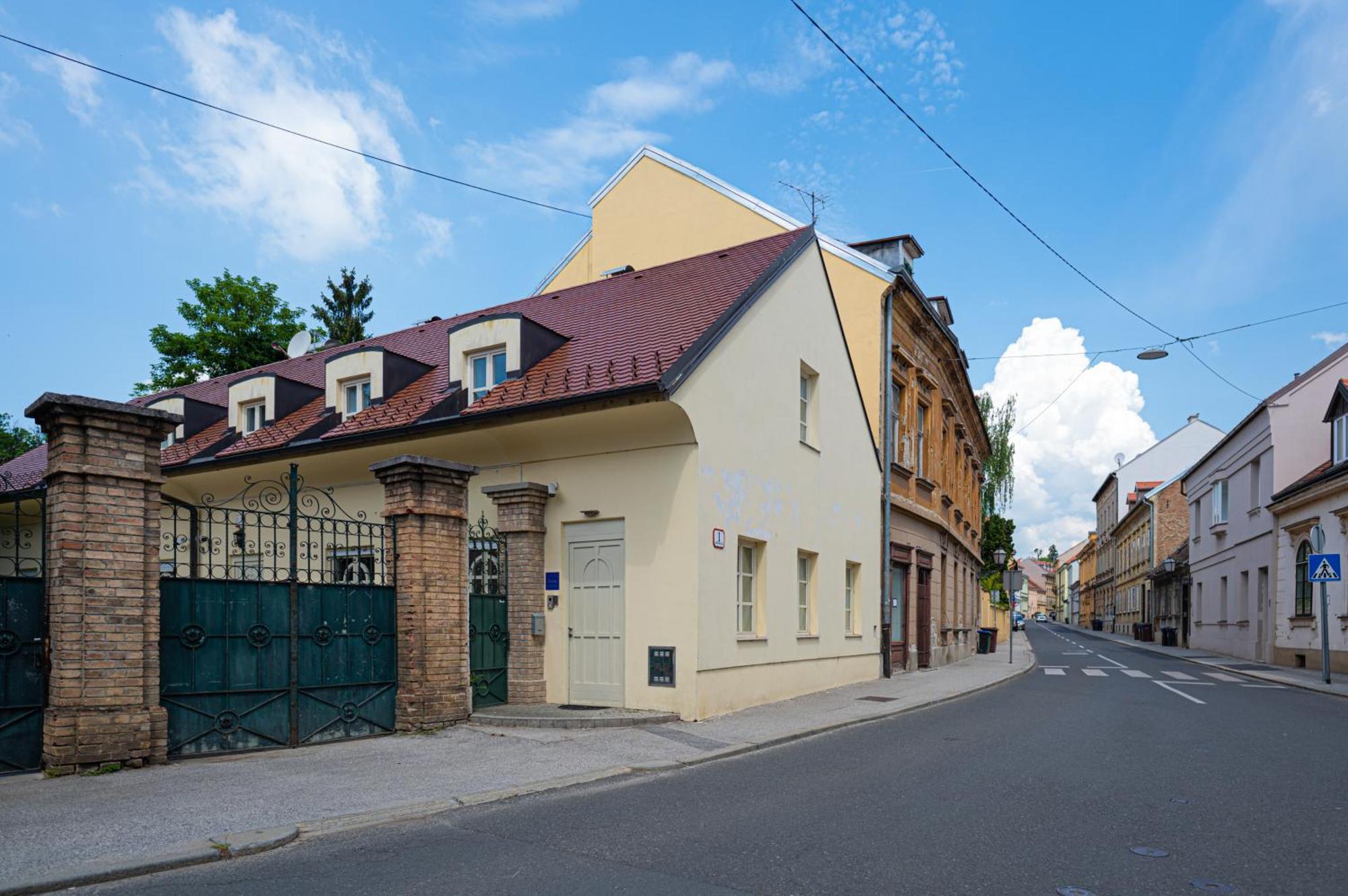 Paon Boutique Apartments Загреб Екстериор снимка