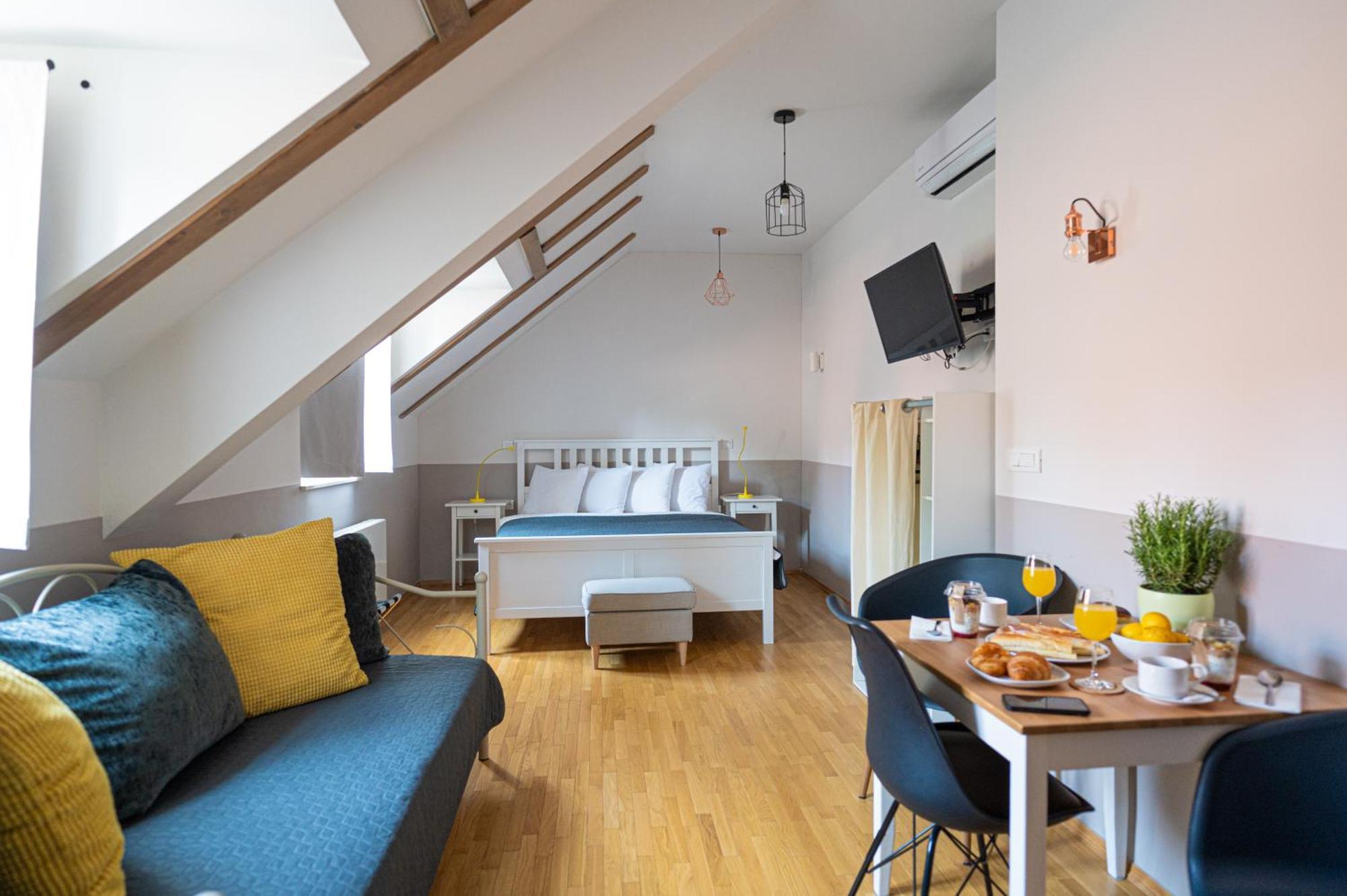 Paon Boutique Apartments Загреб Стая снимка